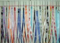 手機(jī)配飾新潮流 掛繩、來(lái)電感應(yīng)器與飾品掛件的集成化供應(yīng)趨勢(shì)