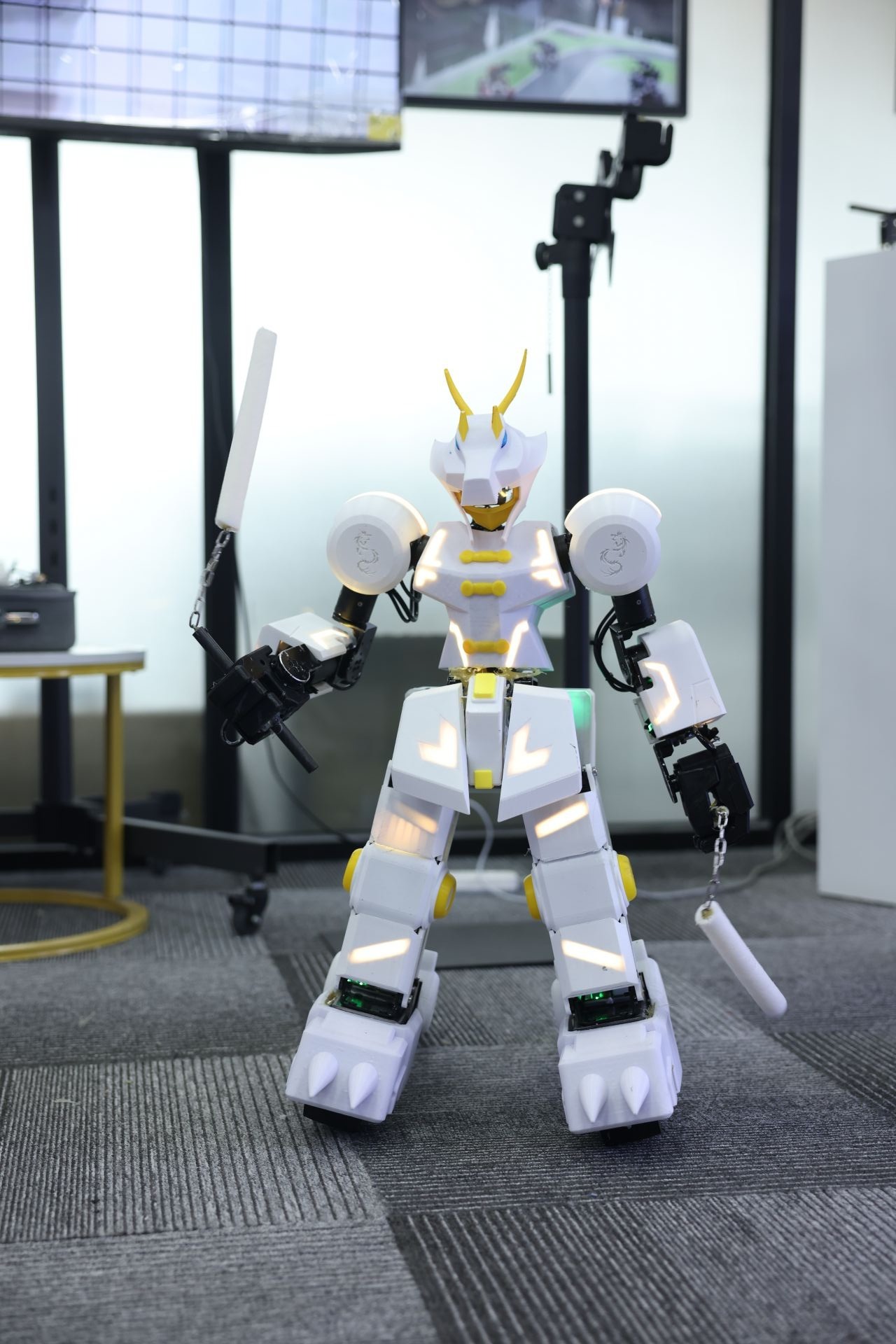 深圳良好創(chuàng)業(yè)環(huán)境讓格斗機器人打出“雙節(jié)棍”——訪工匠社科技創(chuàng)始人招俊健